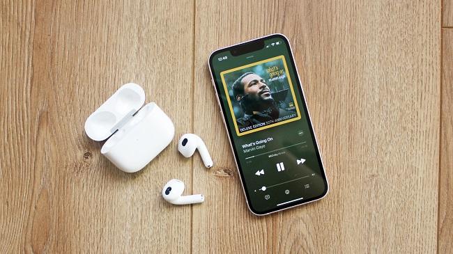 How to Connect AirPods Without Case