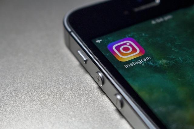 How To Delete Comments On Instagram
