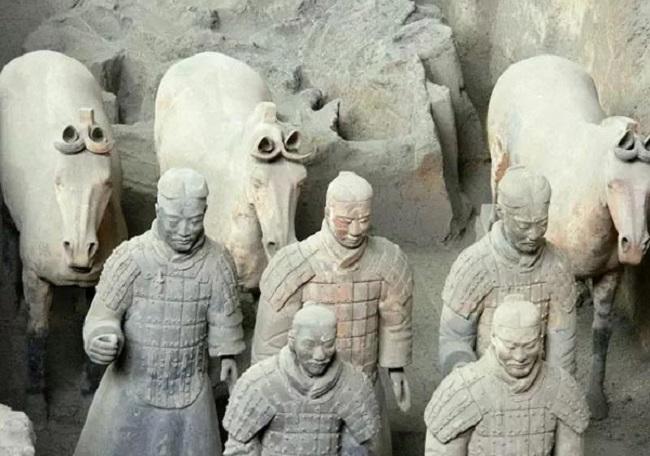 Discovering Ancient China: Unpacking The Linguistics of Terracotta Warriors' Inscriptions